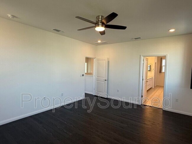 Building Photo - 2703 Rabbit Holw Dr