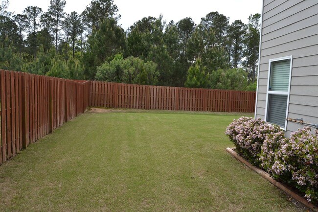 Building Photo - 4639 Southwind Rd