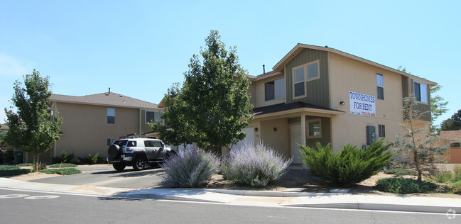 Building Photo - Fernley Gardens