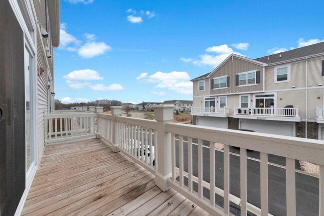 Building Photo - 30W136 Wheeler Cir