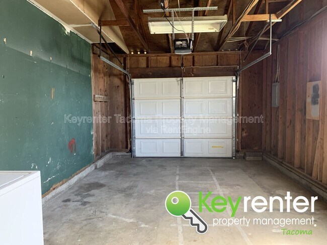 Building Photo - 19606 9th Ave Ct E