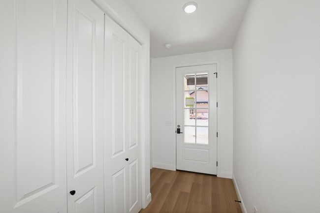 Building Photo - 10374 Tierra Santa Dr