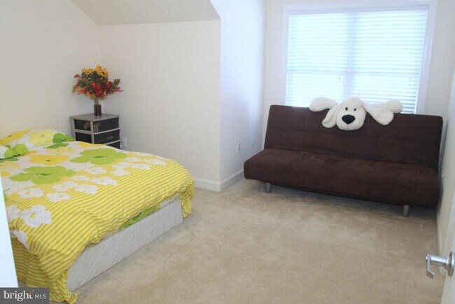 Building Photo - 623 Hurdle Mill Pl