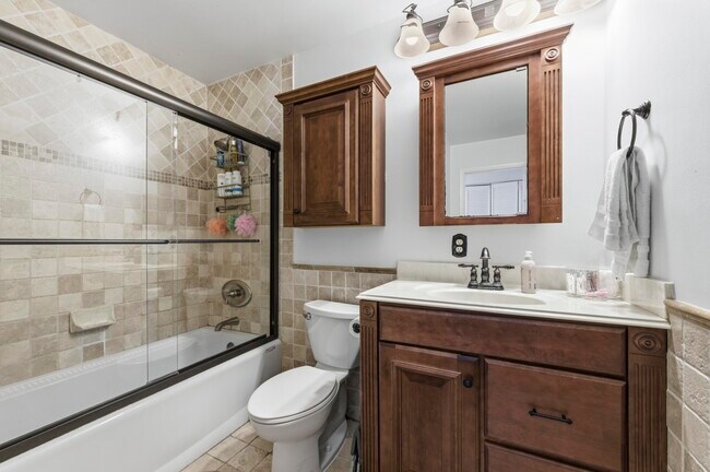 Building Photo - 12863 159th Ct N