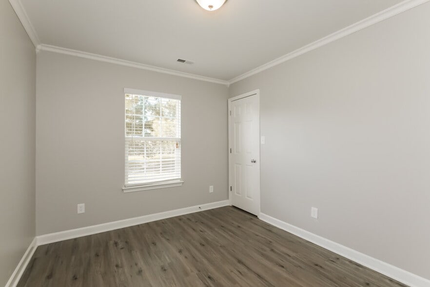 Building Photo - 3093 Counselors Dr