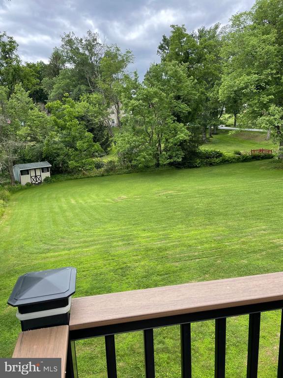 Building Photo - 1104 Dunvegan Rd