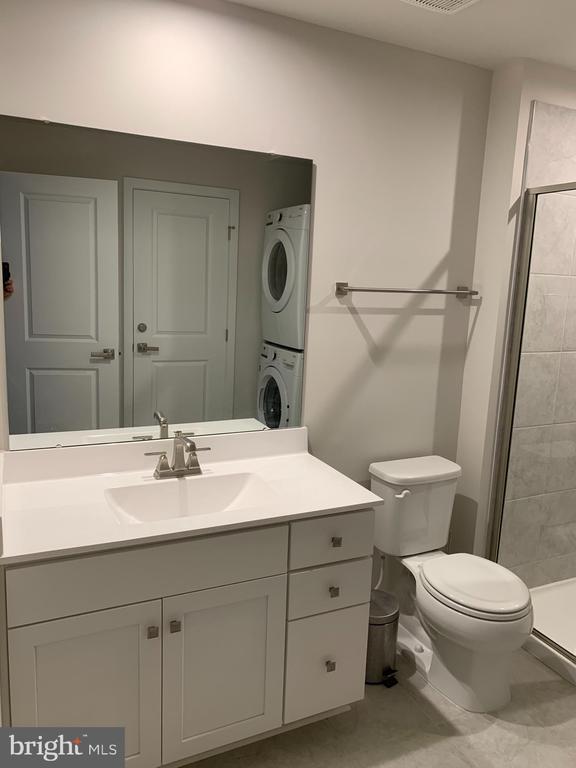 Building Photo - 2715 Evansgreen Dr