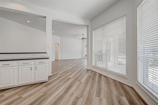 Building Photo - 38 Tethered Vine Pl