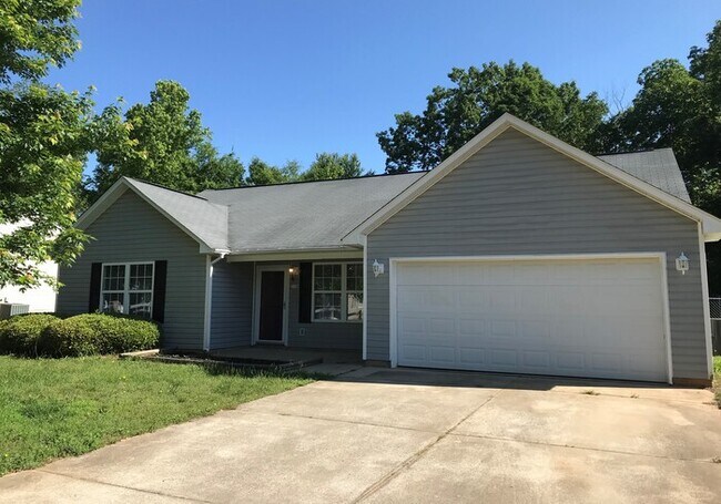 Primary Photo - 4 Bedroom Ranch-Style Home!