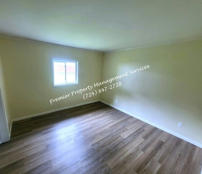 Building Photo - 129 Kennard Rd