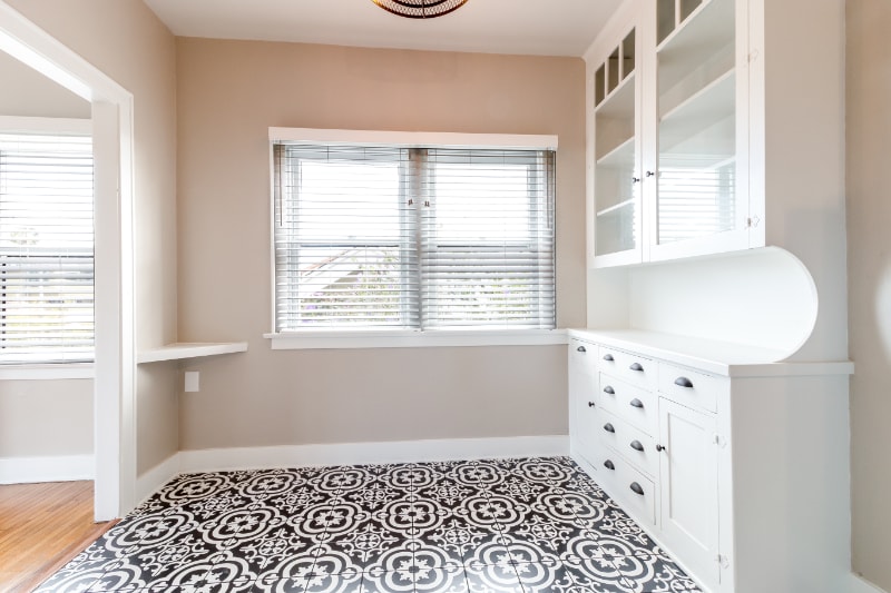 Building Photo - 3814 Centre St