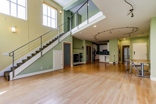 Building Photo - 725 Tehama St