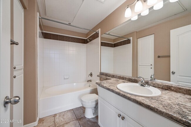 Building Photo - 6900 E Princess Dr