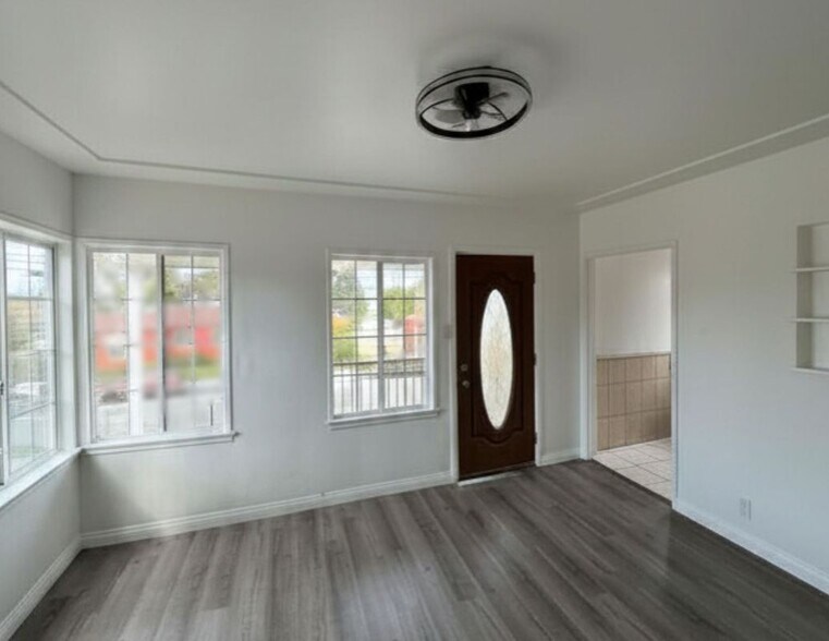 Building Photo - 3464 Duane Way