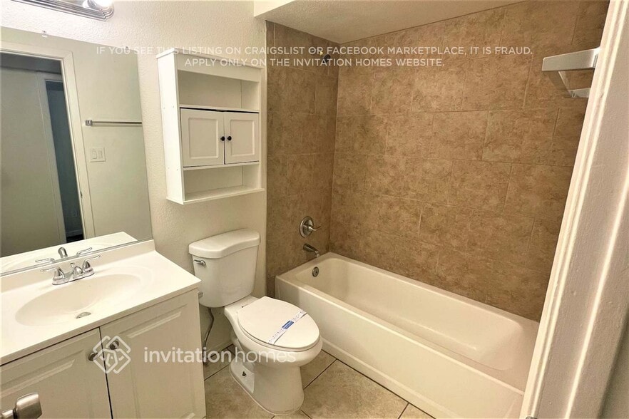 Building Photo - 1200 W Loughlin Dr