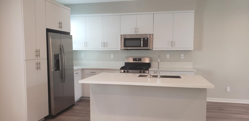 Building Photo - 2137 Stellar Way