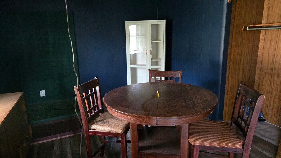 Building Photo - 1175 PA-390