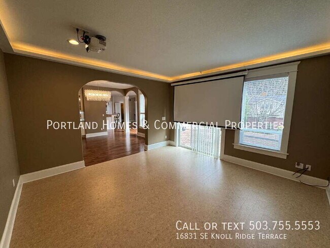 Building Photo - 16831 SE Knoll Ridge Terrace