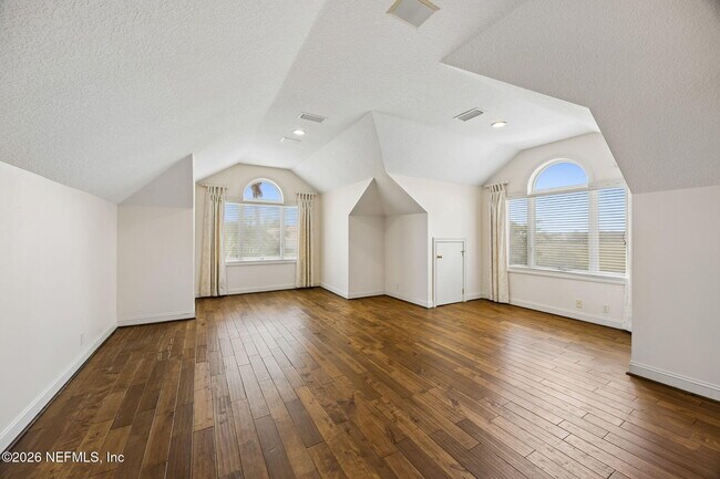 Building Photo - 132 Lantern Wick Pl