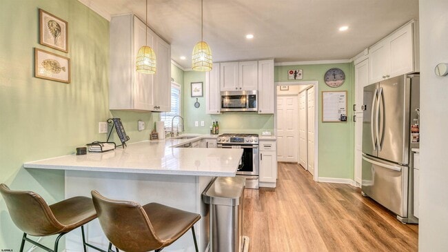 Building Photo - 117 Newport Ct