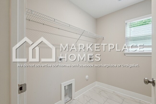 Building Photo - 3413 Durham Ln