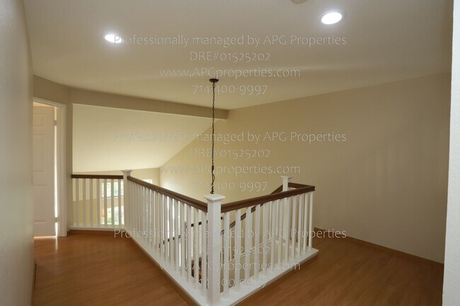 Building Photo - 7707 E Viewrim Dr