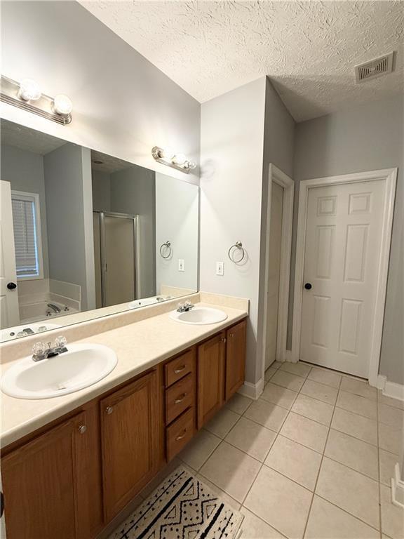 Building Photo - 158 River Park Cir
