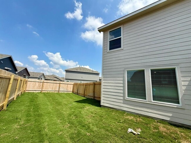 Building Photo - 168 Zircon Ln