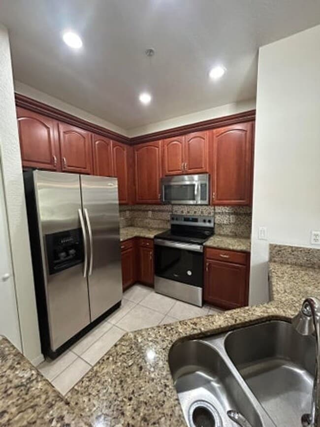 Building Photo - 9080 Preston Pl