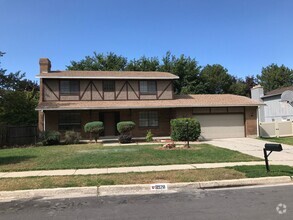 Building Photo - Beautiful Sandy Home for rent!