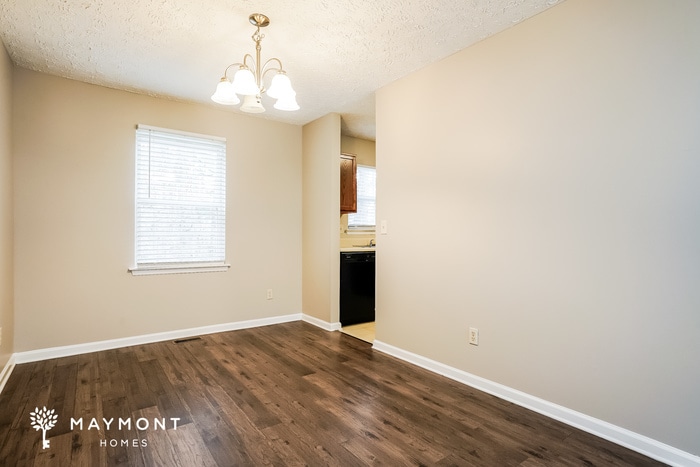 Building Photo - 2717 Midway Park Ct