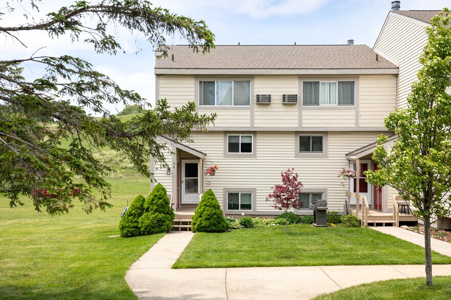 Building Photo - 5000 S Townhouse Dr