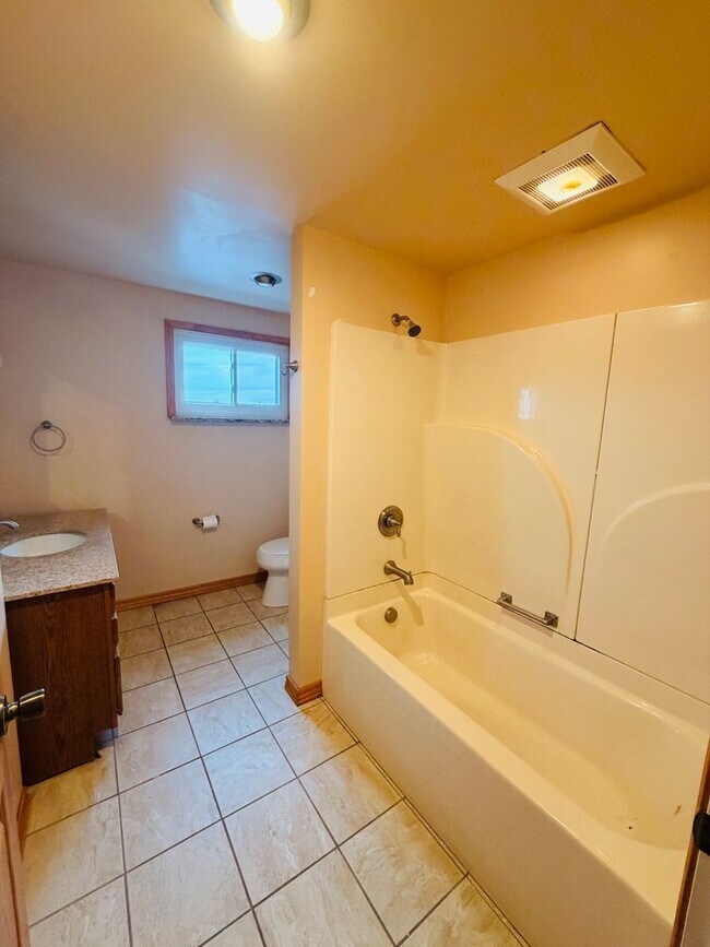 Building Photo - 3 bed in the Slopes Duplex with Spectacular View!