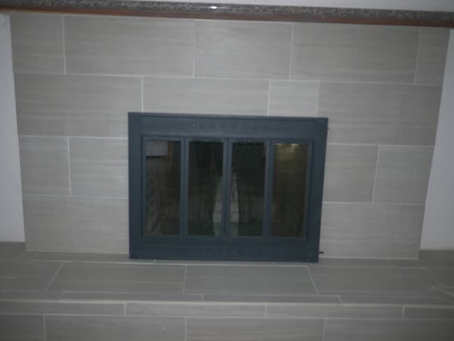 Building Photo - Charming 2-Bed, 1.5-Bath Home with 2-Car Garage in Hesperia, CA!