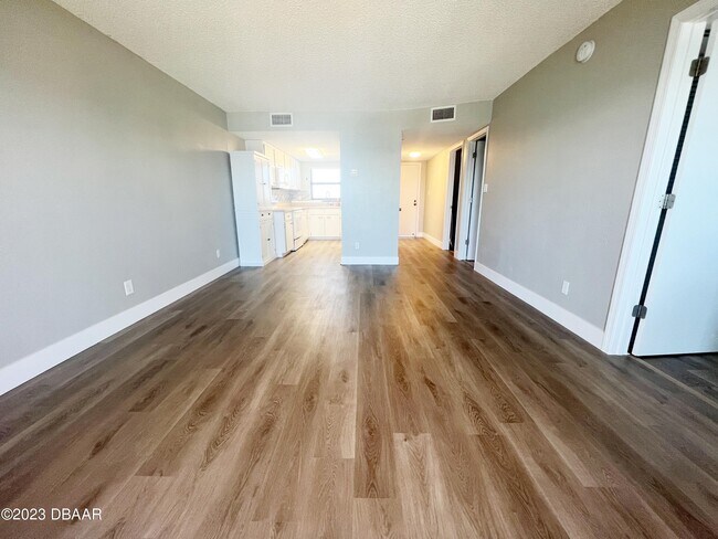 Building Photo - 3100 Ocean Shore Blvd