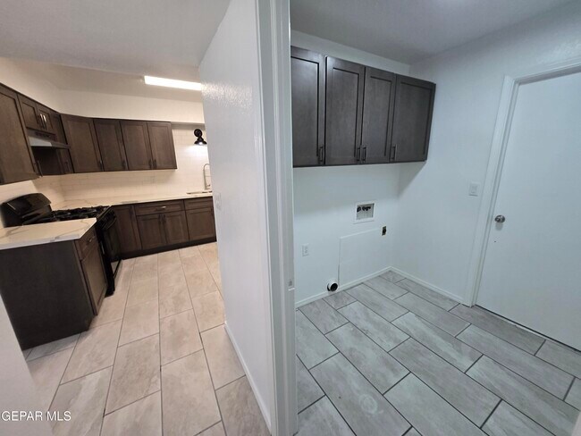 Building Photo - 11805 Taffy Bagley Dr