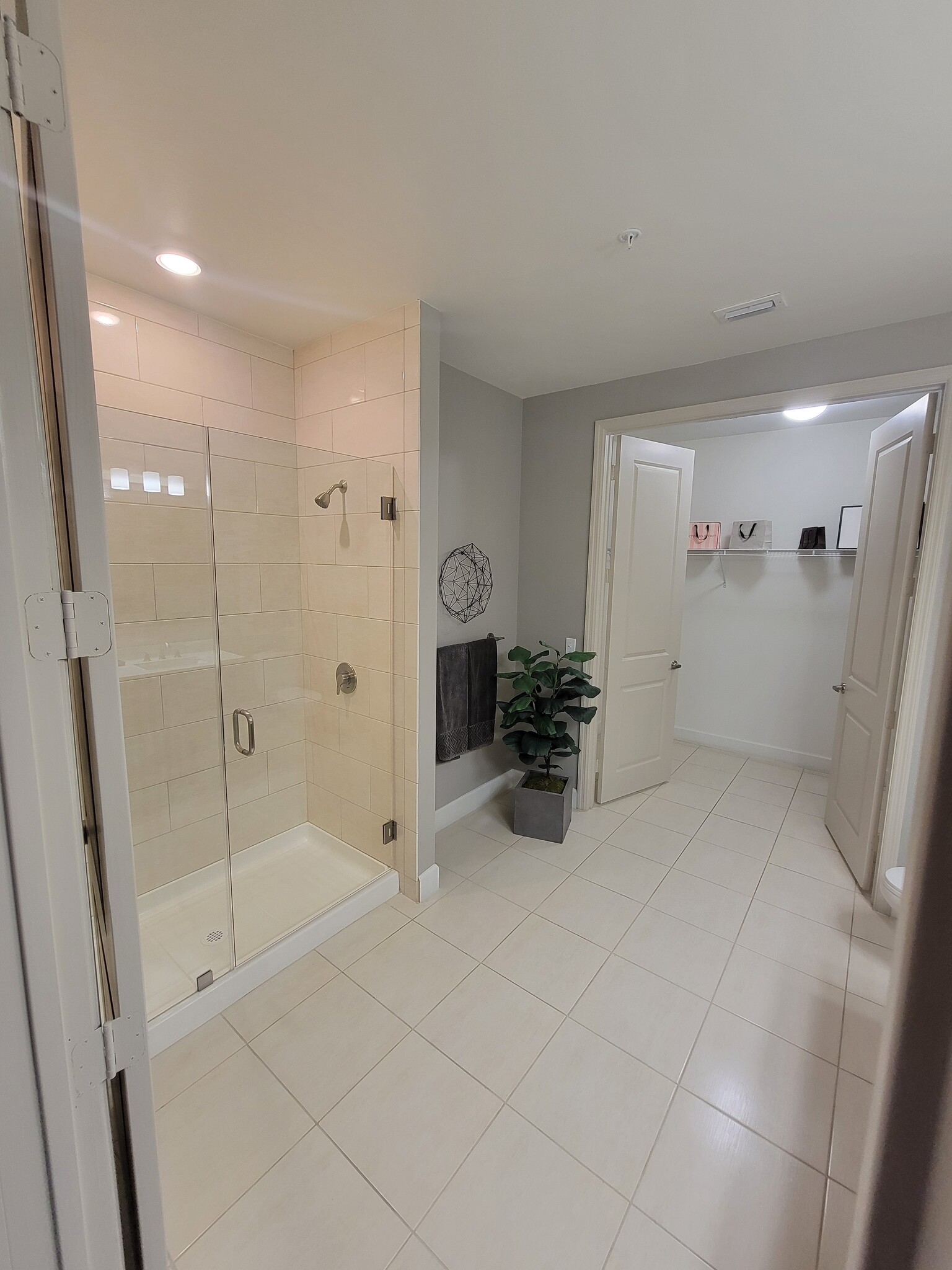 Building Photo - 8261 NW 44th St