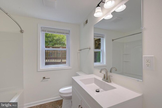 Building Photo - 6417 Kaine Dr