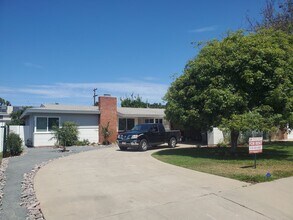 Building Photo - Recently Upgraded and Refreshed House with Pool and Casita