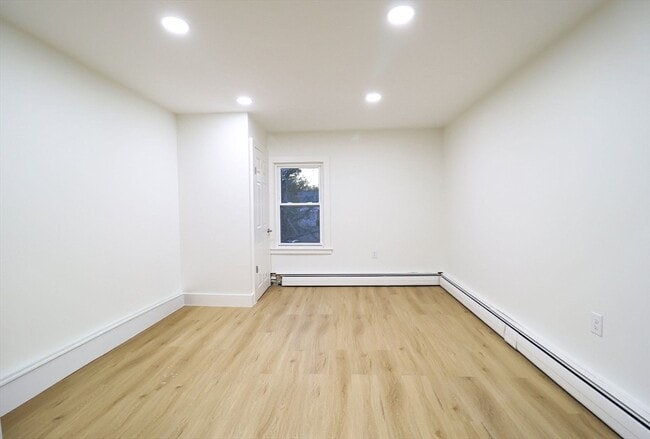 Building Photo - 50 Congress St