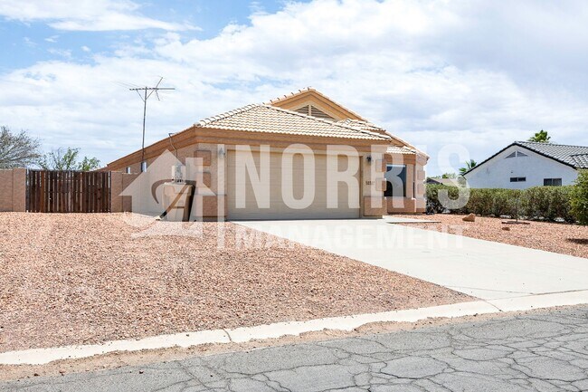 Building Photo - Nice Established Home in Arizona City