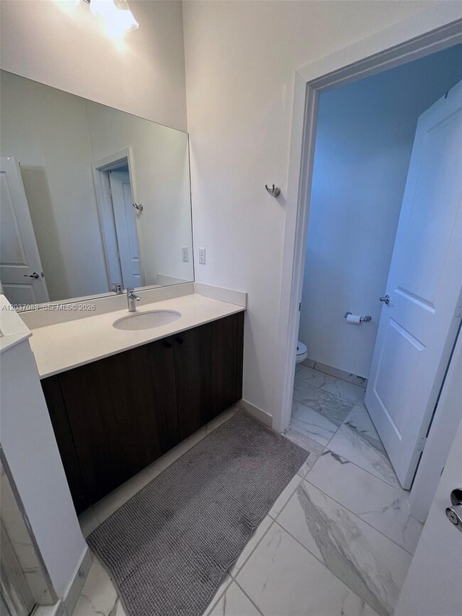 Building Photo - 5525 Agostino Way