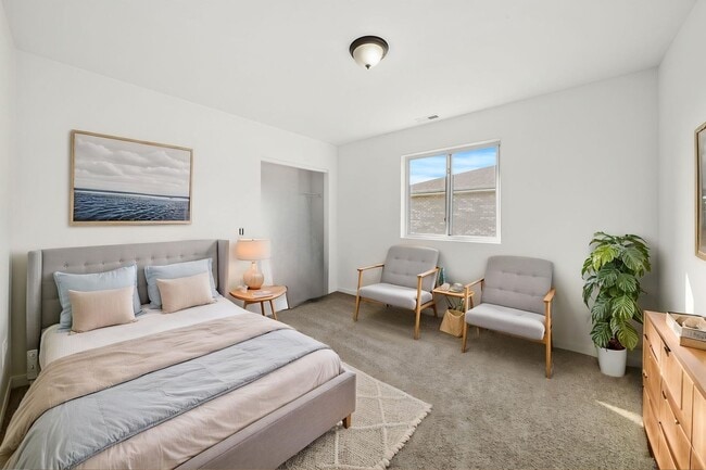 Building Photo - 13906 Central Park Ave