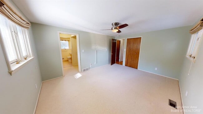 Building Photo - 2235 Prairie St