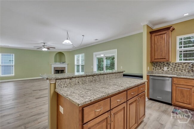 Building Photo - 130 Magnolia Dr