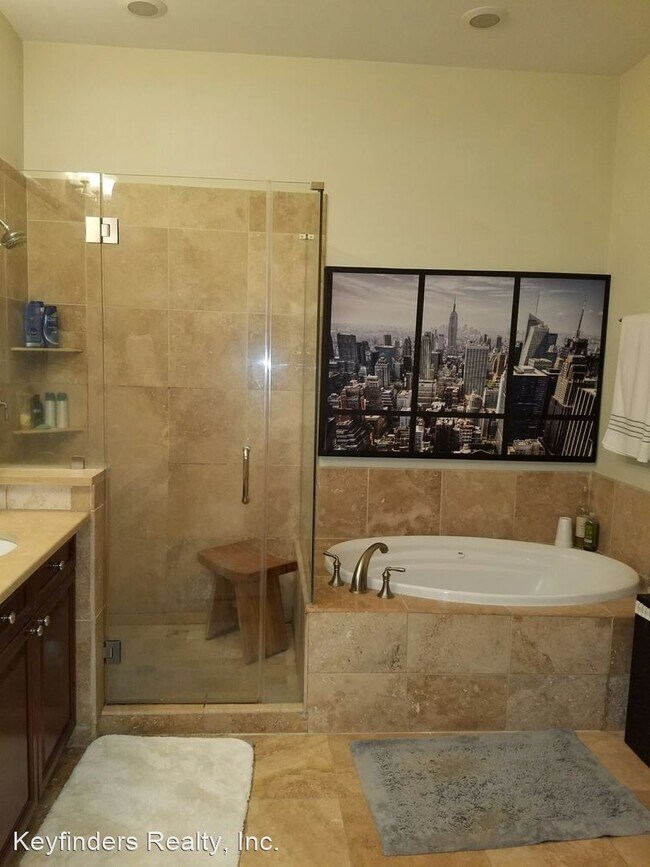 Building Photo - 2 br, 2 bath House - 990 STANFORD AVE. #408