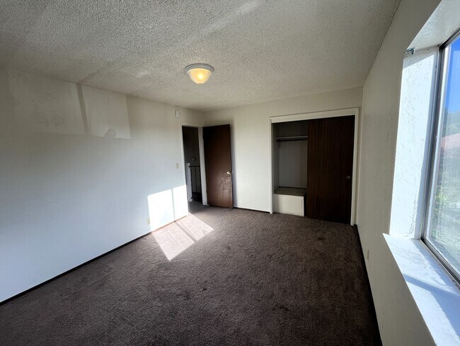 Building Photo - 840 D St