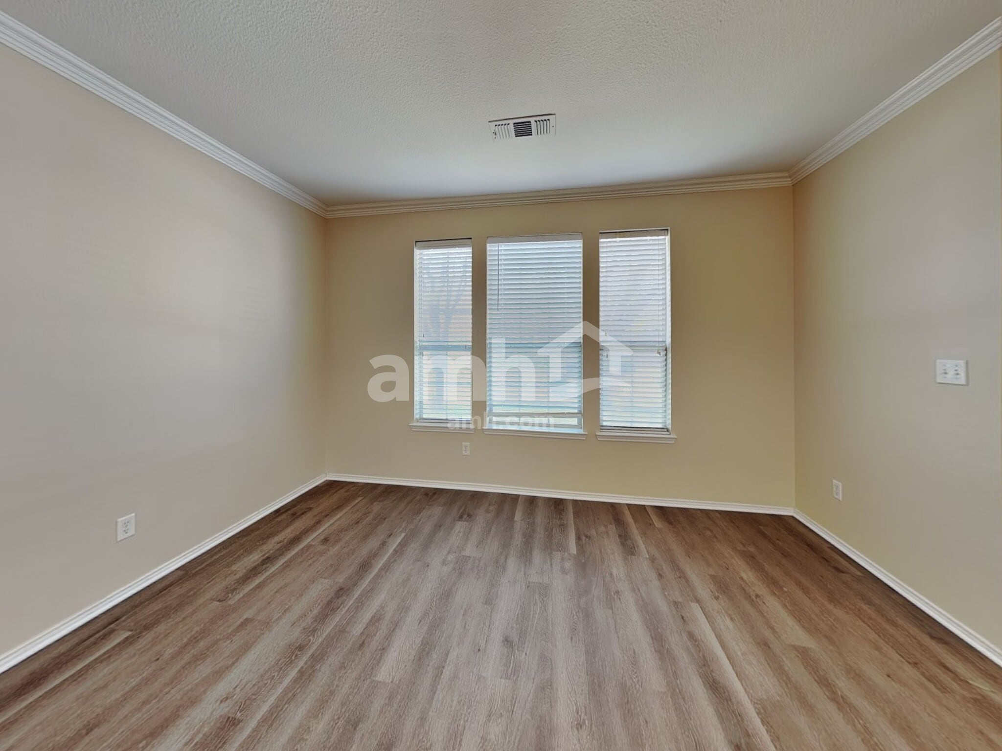 Building Photo - 2636 Fondren Rd