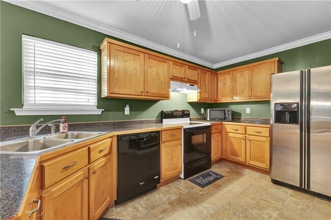 Building Photo - 7742 Elm Cir