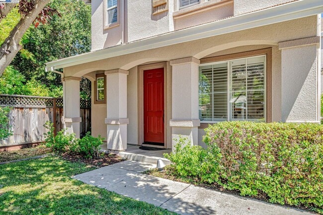 Building Photo - 260 Abigail Cir